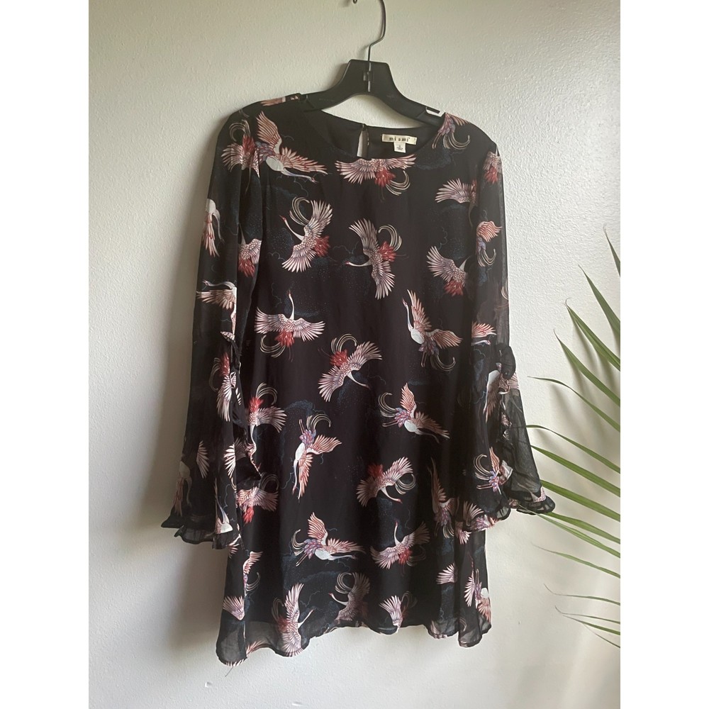Francesca's Miami black flying crane ruffle sleeve shift dress